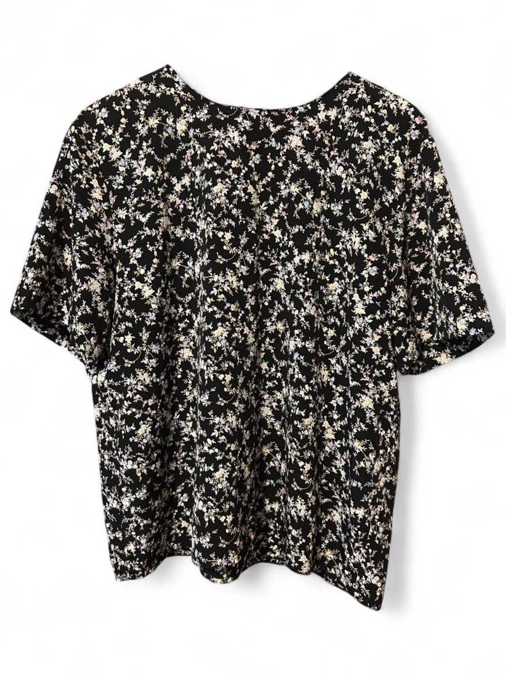 Notations Black Floral Short-Sleeve Top with Cream and Pale Pink Blossoms